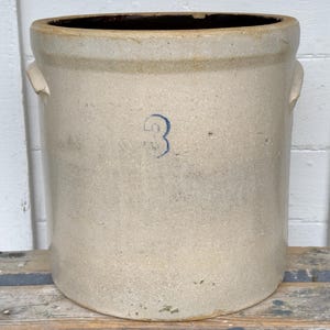 antique crock ~ 3 gallon crock ~ stoneware crock with ear handles ~ primitive antiques ~ charming pickling crock ~ farmhouse antiques