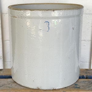 antique crock ~ 3 gallon crock with a blue 3 ~ pickling crock ~ stoneware crock ~ large crock ~ pickle crock ~ farmhouse antiques