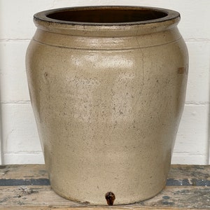 antique crock ~ 2 gallon salt glazed crock ~ unususal shape ~ stoneware crock ~ pickling crock ~ farmhouse antiques