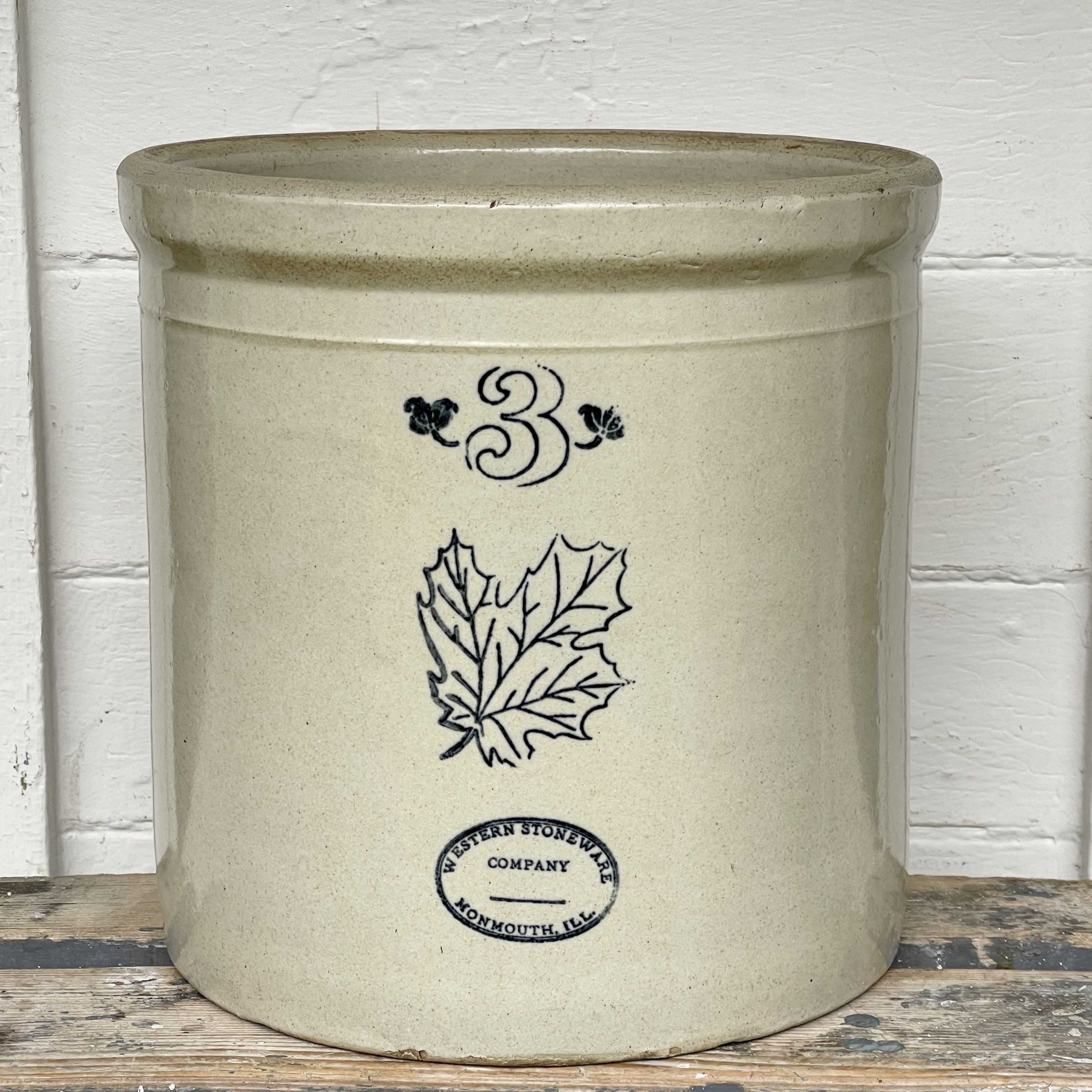 Antique 10 Gallon Western Stoneware Ceramic Crock Maple Leaf 