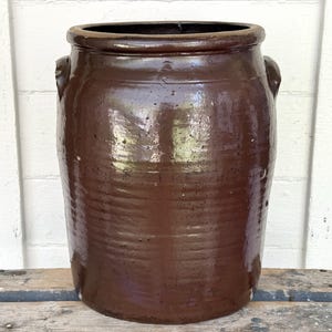 antiker Tontopf ~ 3 Gallonen Topf mit weißer Glasur ~ primitive Antiquitäten ~ handgemachte Töpfe ~ Bauernhaus Antiquitäten
