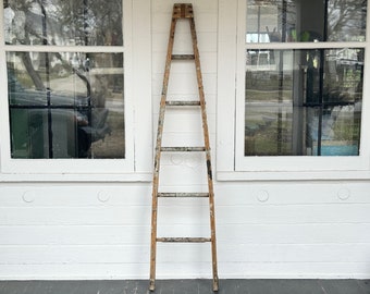 ladder ~ authentic vintage tapered wood ladder ~ original finish ~ painter's ladder ~ top section of a stackable ladder ~ 11A