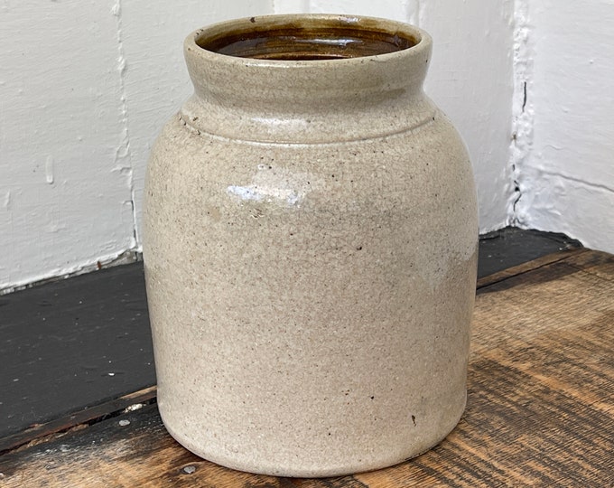 Blue Rover Vintage authentic farmhouse pieces von BlueRoverVintage