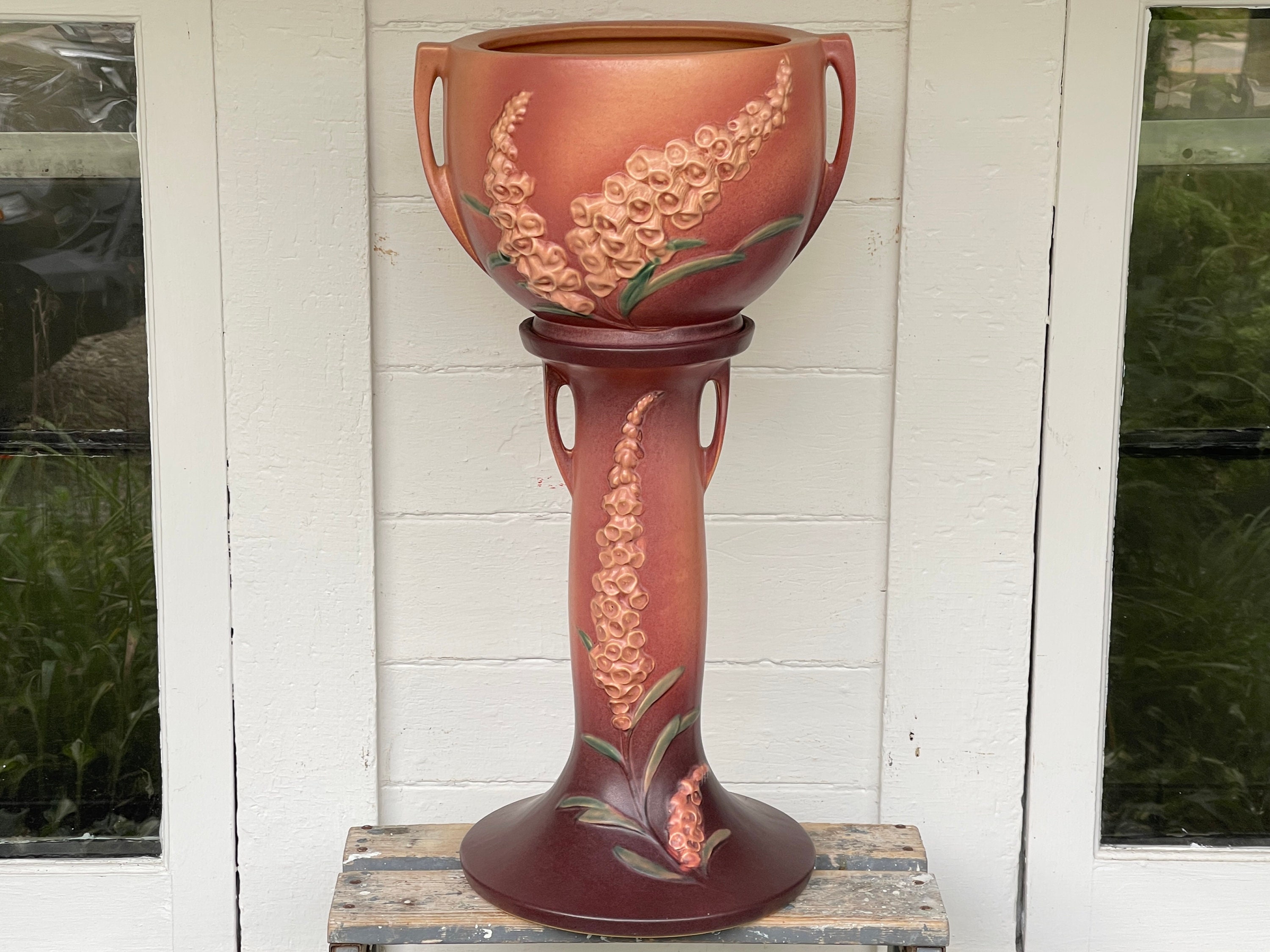 Roseville Jardiniere ~ Roseville Foxglove Jardiniere With Matching