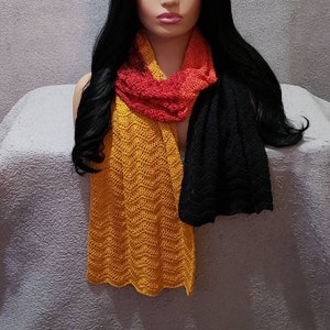 Crochet scarf, unisex scarf, crochet scarf for her/him, Crochet scarf, scarf for her, birthday gift, handmade scarf, long scarf