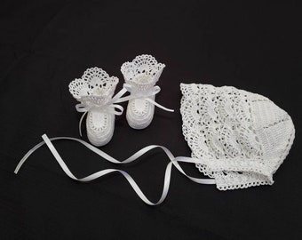 Christening gift, crochet babyset for baby girl, booties and bonnet, christmas gift, baby coming home