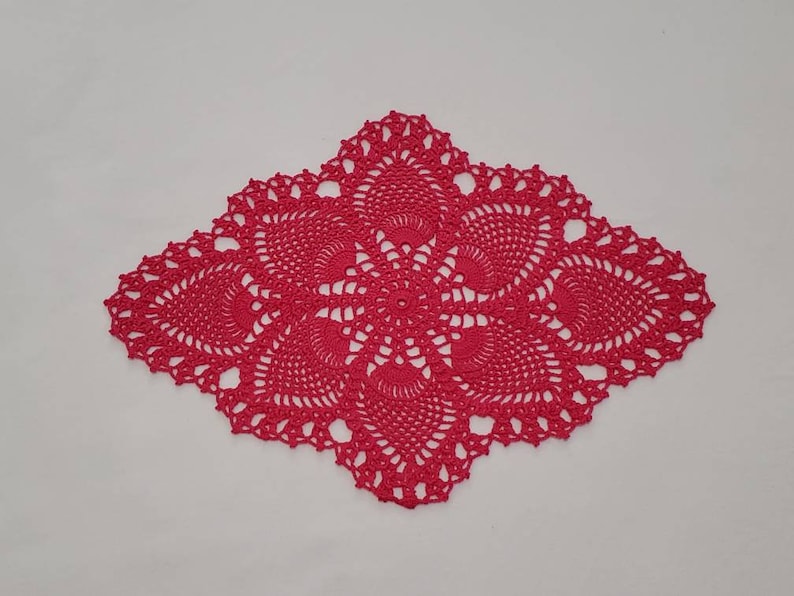Crocheted vintage style oval pineapple doily Hot Pink
