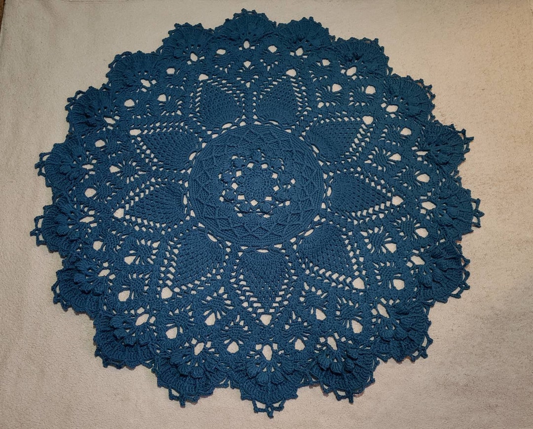 Crochet Rug, Doily Rug, Giant Doily, Pineapple Rug, Lacy Rug, Vintage ...