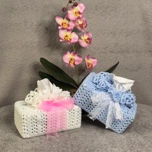 Crochet Tissue Box Cover, handcrocheted tissue box holder in acrylic yarn
