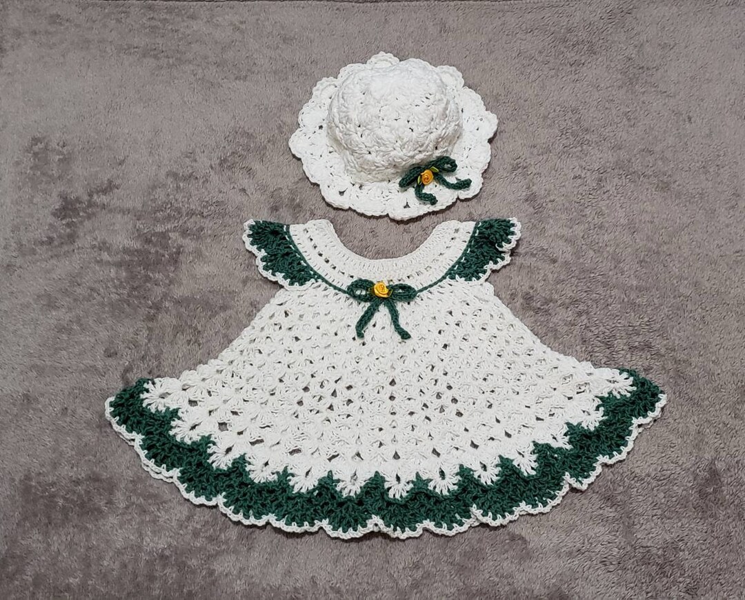 Newborn Baba Dress In Terry Stuff With Cap In White Color