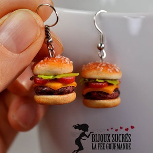 Miniature hamburger, dangling earrings, realistic miniature food, cheeseburger earring, polymer clay jewelry, fastfood jewelry image 2