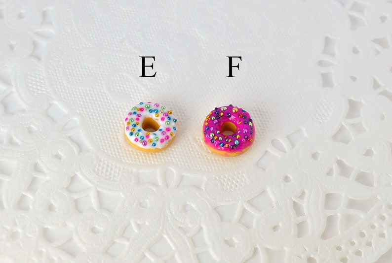 Gourmet donut earrings Dangling earrings in the shape of miniature donuts Gourmet gift idea Pastry image 4