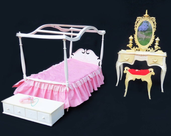 C1963 Barbie Susy Goose Furniture, Vintage Barbie Bedroom Set, 4-poster Canopy Bed, Hope Chest