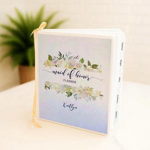 Maid of Honor DELUXE Wedding Planner Book, Customized Maid of Honor Binder, DIY Wedding Planning, Bridal Shower, Wedding Keepsake