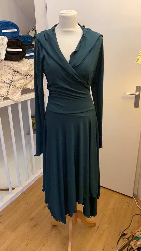 Beautiful wrap dress with hoodie, dark green.