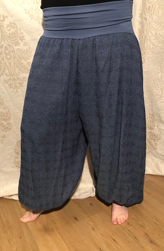 Offer!!! Beautiful blue harem pants with pockets.