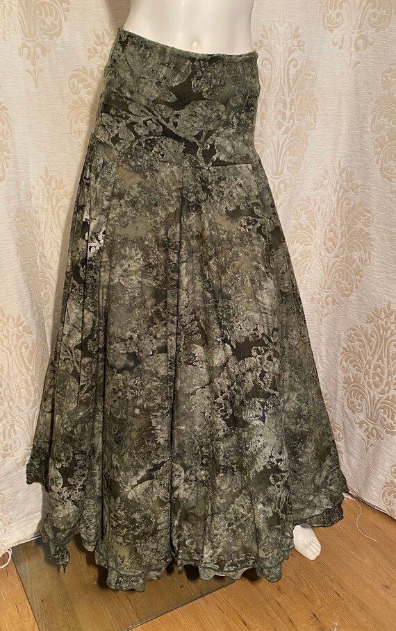 Beautiful ausbrenner skirt with green tie-dye print.