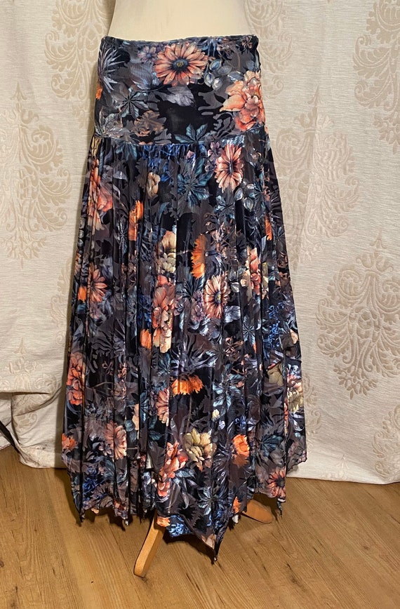 Skirt, double layer with fantasy floral print. Sale!