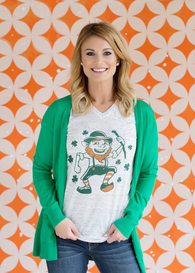 T-shirt Femme St. Patrick's Day Taille M - Motifs Celtiques Et Roses Vertes