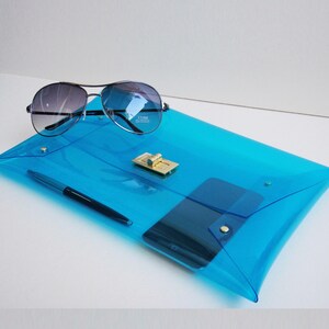 Bolso transparente hecho a mano: Monedero azul transparente imagen 4