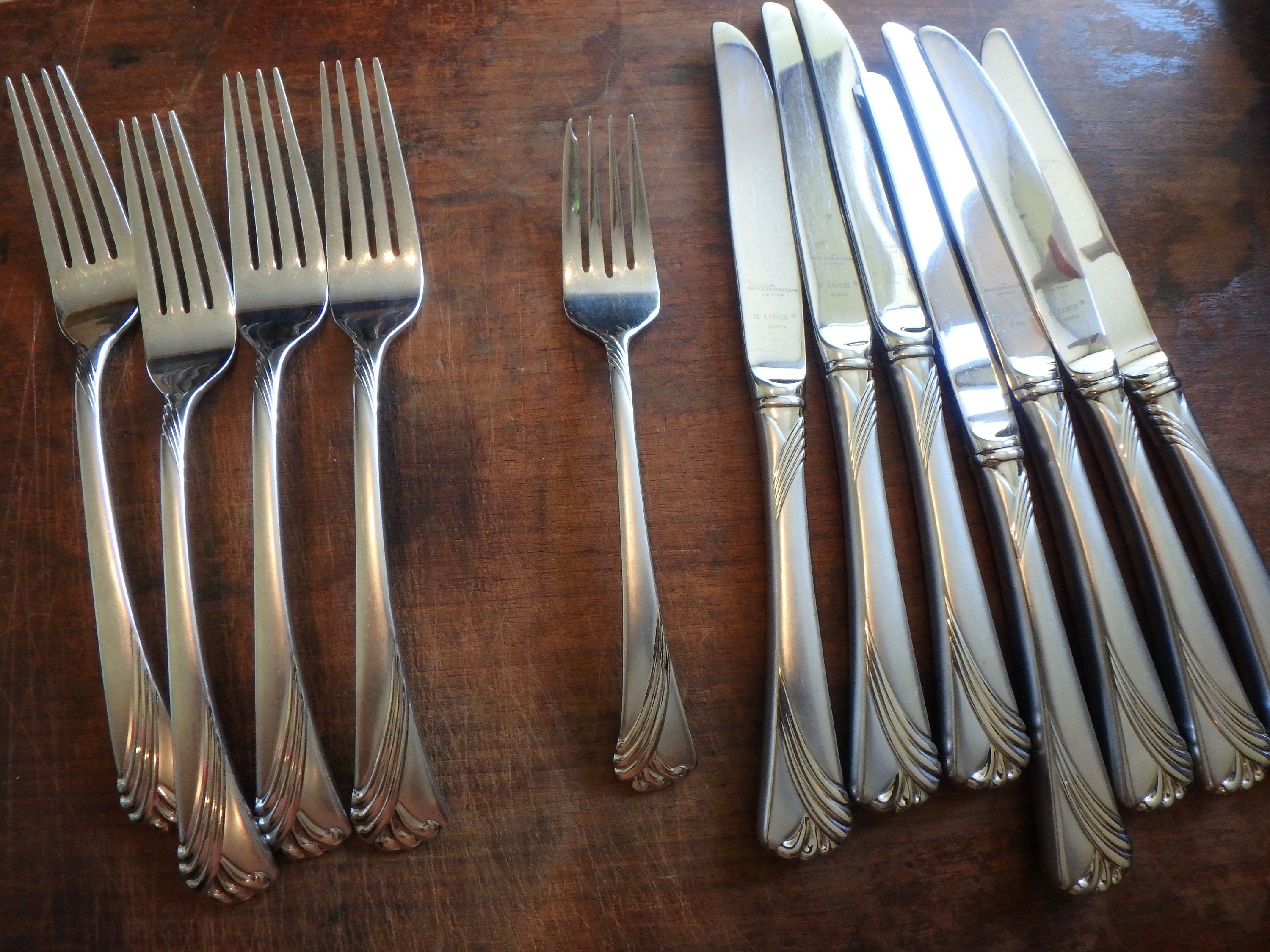 Ashbridge 80-Piece Flatware Set – Lenox Corporation