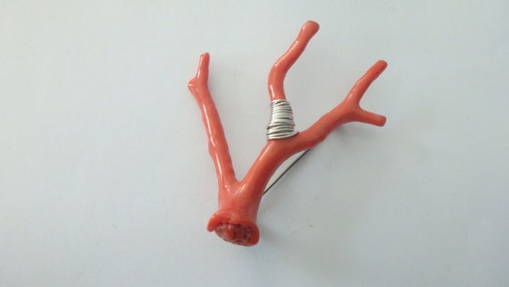 antique natural red coral triple branch brooch 80… - image 4