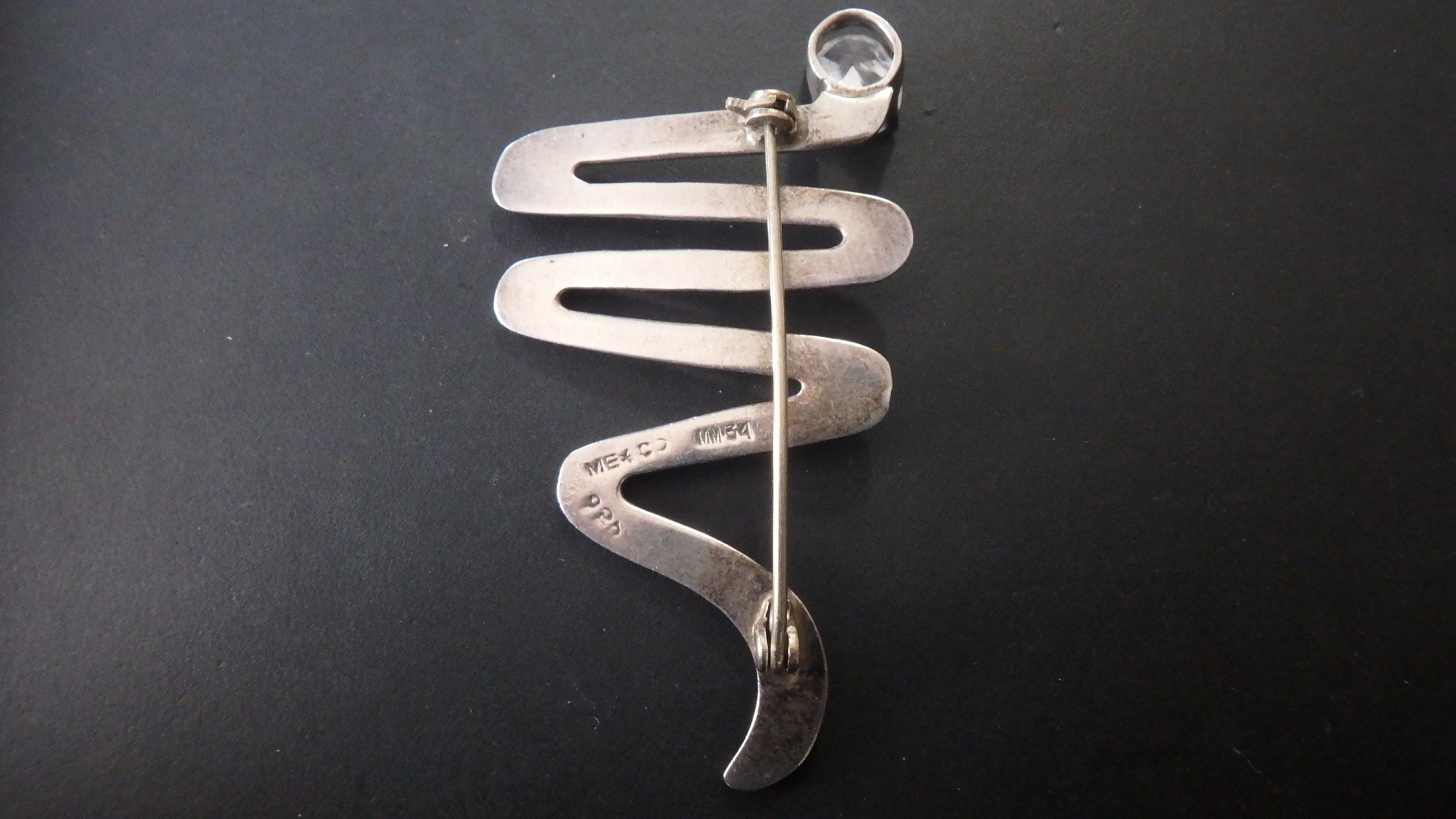 Vintage Sterling Silver Zig Zag Brooch W/ Large Clear CZ