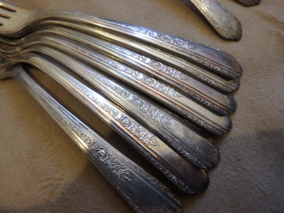 Vision Silverplate 1933 by Wallace Silver Deerfield Silverplate Your Choice Fork Spoon Knife Etsy Canada
