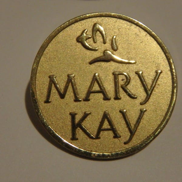 vintage MARY KAY Lapel 1" round  pinback button pin gold tone