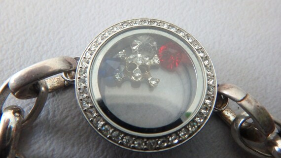 Vintage Original Origami Owl 7 Bracelet With Crystal Locket Silver Tone