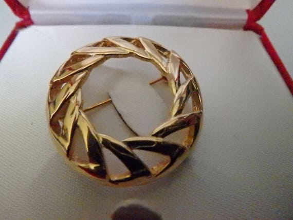 vintage morgan taylor  geometric circle brooch go… - image 1