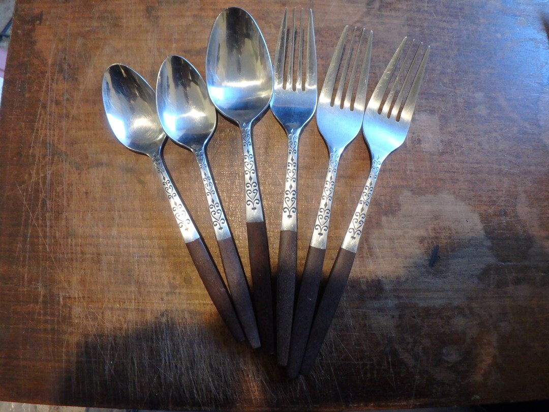 thumbnail image 2 of Interpur INR2 Faux Brown Wood Stainless Steel Flatware - CHOOSE Your Pieces (165) 2 of 5