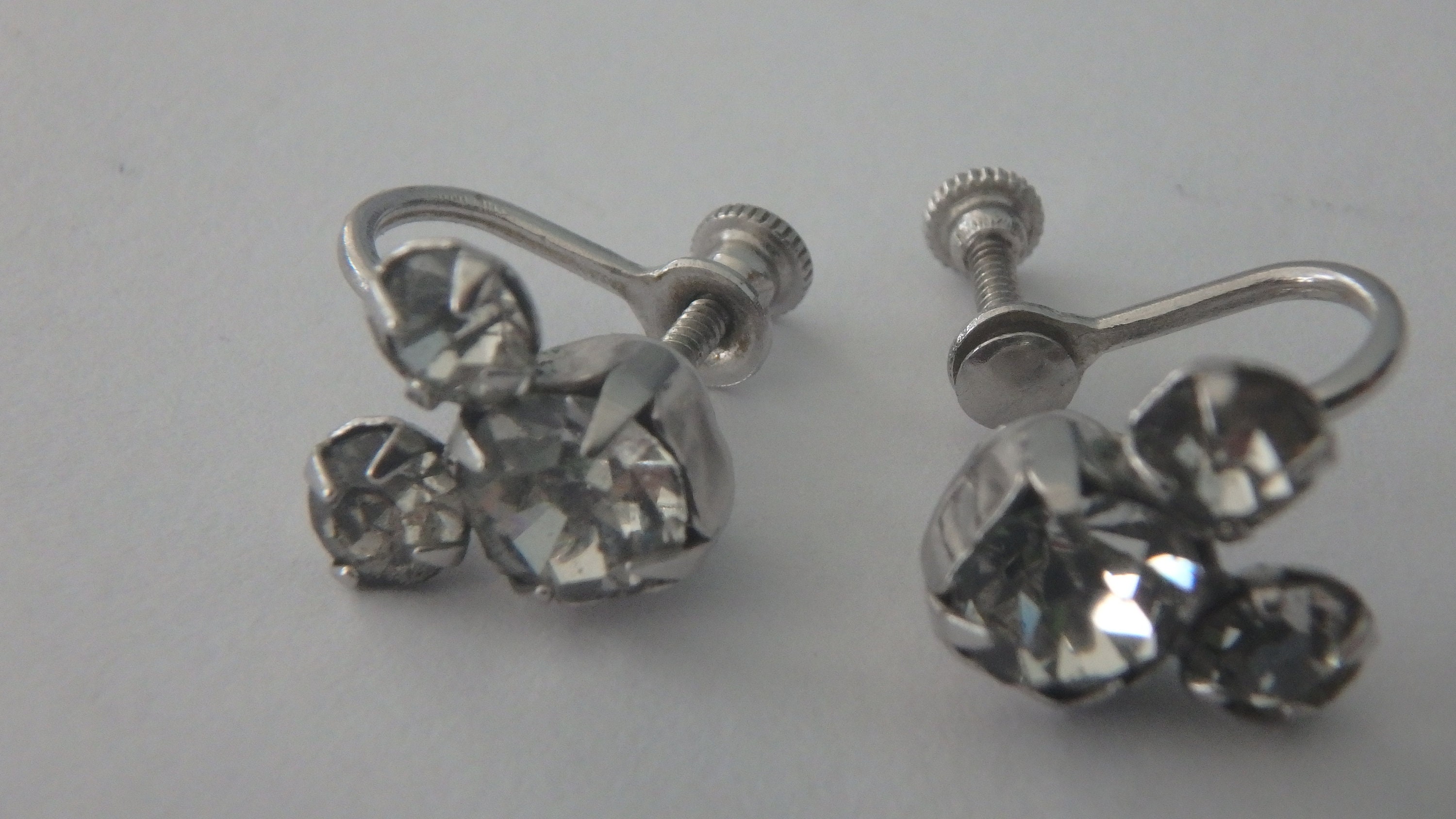 Vintage Sterling Silver Black “Diamond” Screw Back Earrings – Aunt