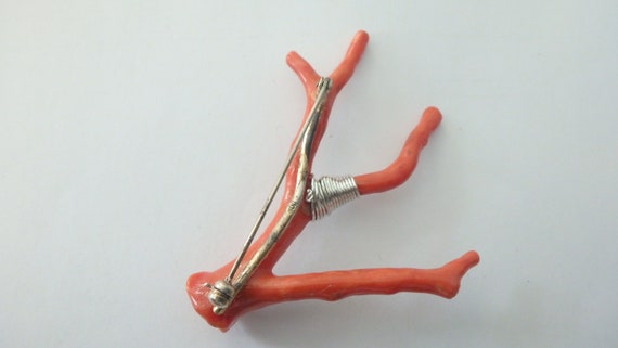 antique natural red coral triple branch brooch 80… - image 3