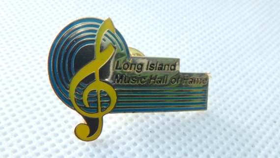 vintage long island music hall of fame pin tie ta… - image 2