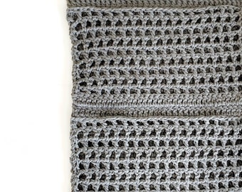 Crochet Pattern: Hanging Bathroom Storage Organizer