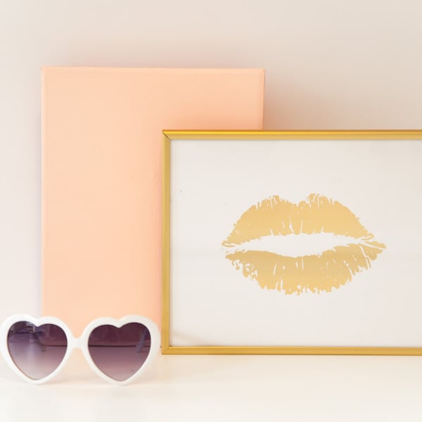 Lippy Lippy Gold Foil Lip Print 8x10, Home Decor, Letterpress, Wall Art, Valentines Day, Gallery Wall