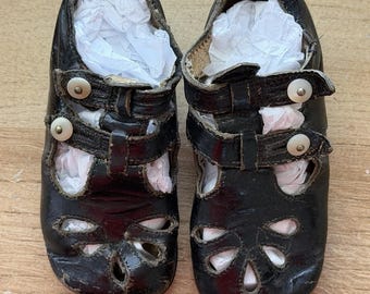 Antique Victorian Mary Jane Cutout Baby Childs Doll Leather T Strap Shoes Black