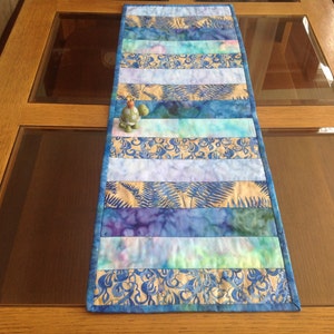 29&quot; x 10&quot; blue, tan, and turquoise table runner
