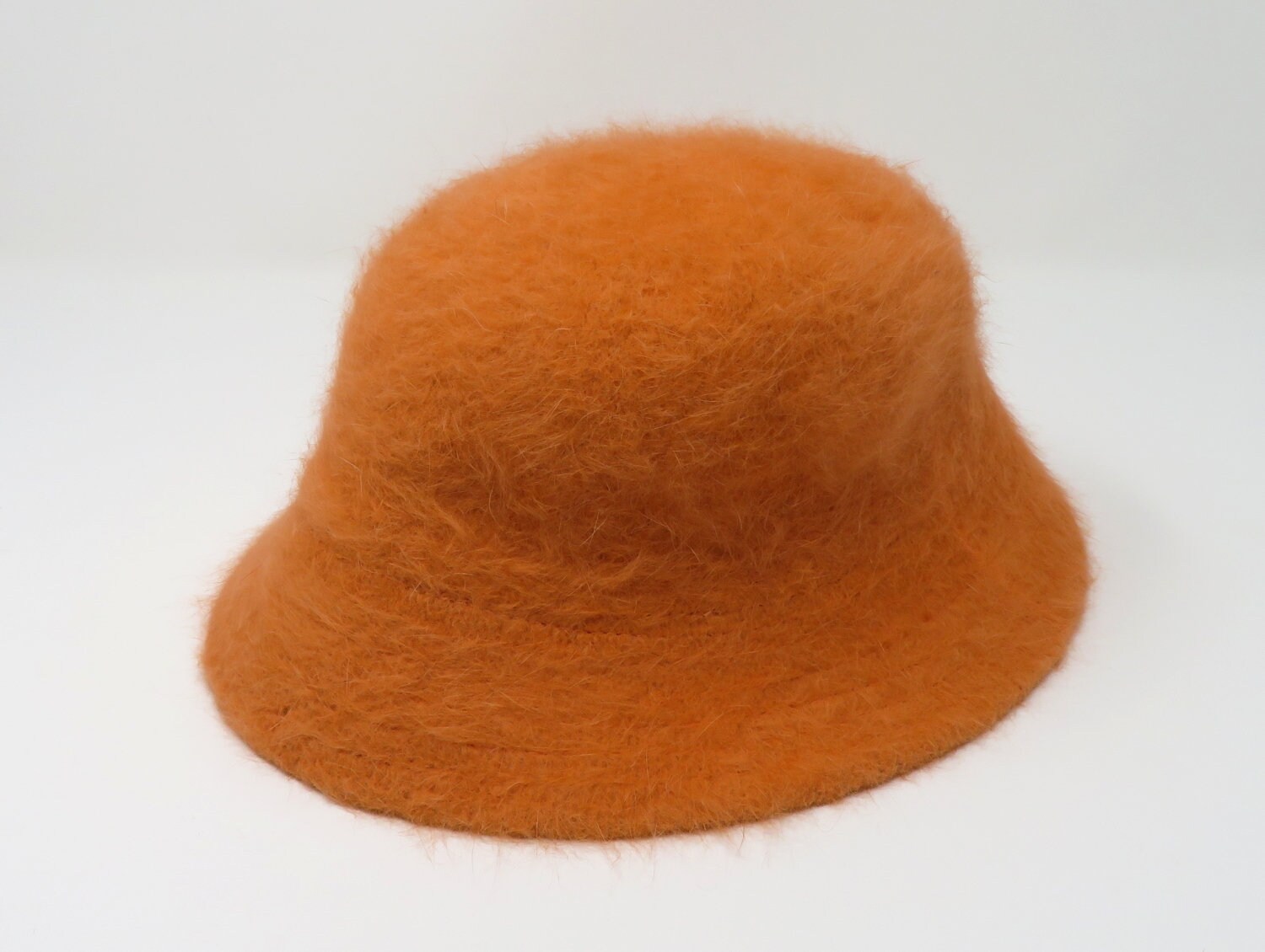 90s y2k fly orange faux fur Austin power hat bucket hat funky fun Vintage Late 1990s to Early 2000s Fuzzy Bucket Hat for Women  main image 4