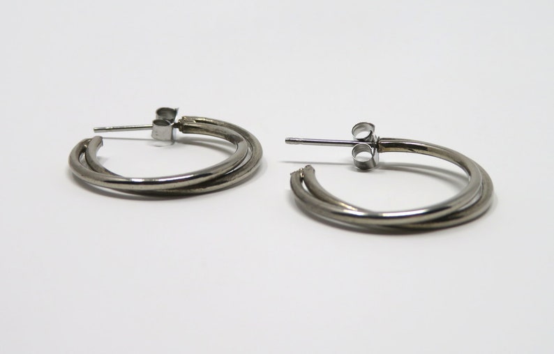 Vintage 1980s Polished Silver Tone Post Hoop Earrings Minimalist Jewelry image 8