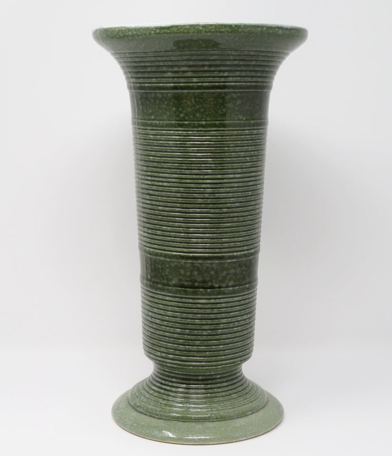 Vintage 1950s Hull Pottery Green Ribbed Vase 102 Great for Etsy