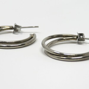 Vintage 1980s Polished Silver Tone Post Hoop Earrings Minimalist Jewelry image 5