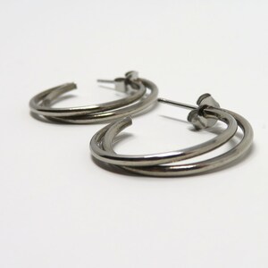 Vintage 1980s Polished Silver Tone Post Hoop Earrings Minimalist Jewelry image 10