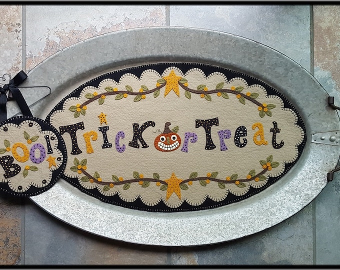 Trick or Treat Halloween Table Mat & Mini Mat Wool Applique Pattern by Penny Lane Primitives 22"