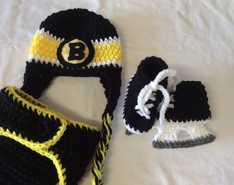 Boston Bruins Baby Crochet Set: Hockey Hat, Diaper Cover, Booties
