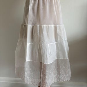 Vintage Petticaot Embroidered Skirt Half Slip