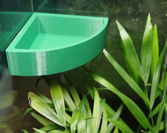 Magnetic Corner Feeding Ledge For Jumping Spiders, Mourning Geckos, Dart Frogs, Tarantulas & more