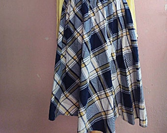 Jupe à carreaux tartan des années 90 - jupe à carreaux taille élastique - jupe évasée en coton - jupe midi vintage - deux poches - taille de 24 à 28 pouces