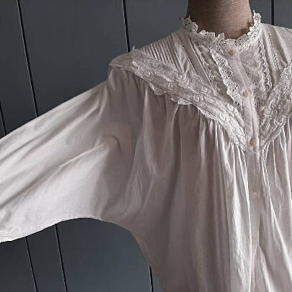 L - White Lace Cotton Summer Blouse 70s Romantic Loose Fitting White Top - Japanese Summer Pure Cotton Blouse